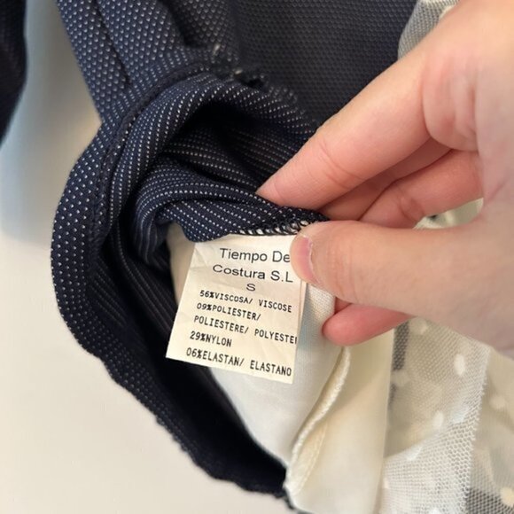 Vintage Maggie Sweet Ruffle Bow Back Navy Blue Top Size S - Picture 5 of 5